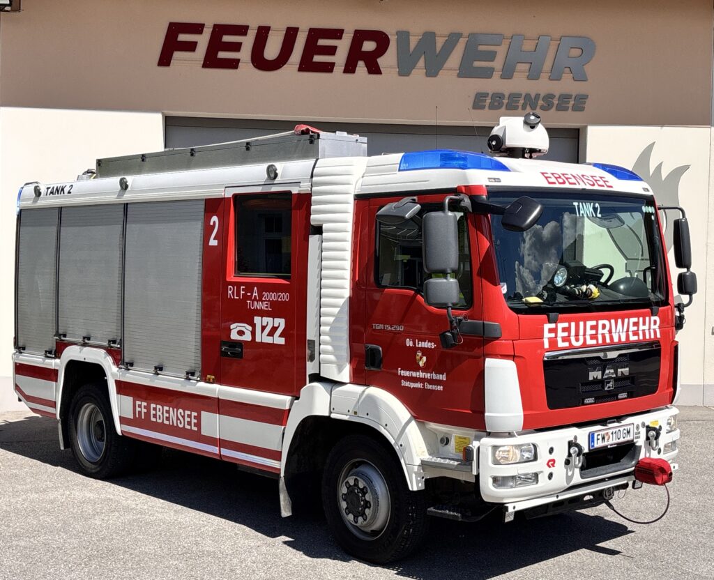 Rüstlöschfahrzeug mit Sonderausstattung Tunnel (Stützpunktfahrzeug)